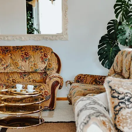 Petunija Lejlighed Sjenica