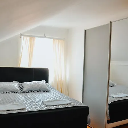 Petunija Apartment