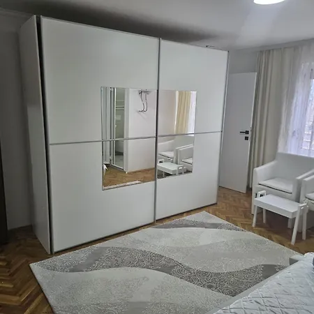 Petunija Sjenica